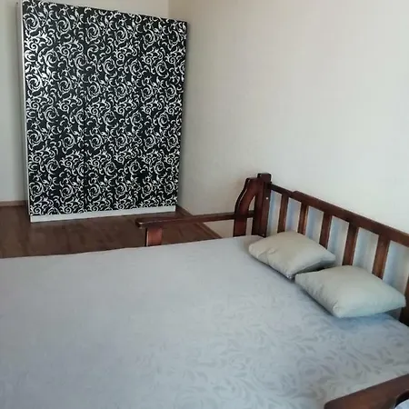 Apartment On Shevchenka Avenue 23b *